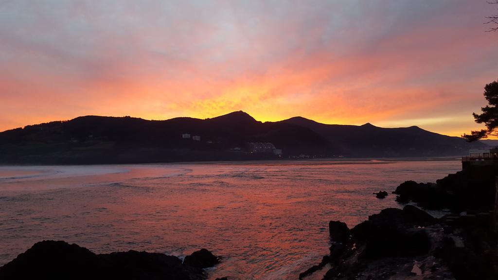 Mundaka Sea Flat Apartment Exterior photo